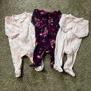 Bundle of 3 footed sleepers